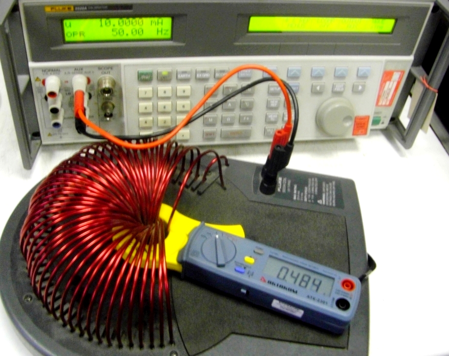 Мультикалибратор Fluke5520A Fluke ЭЛИКС