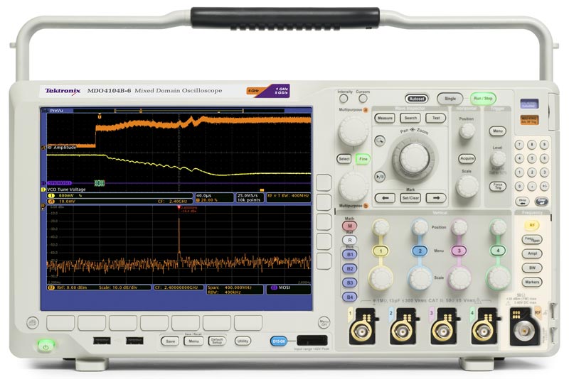 Осциллограф смешанных сигналов с анализатором спектра MDO4104B-3 - вид спереди