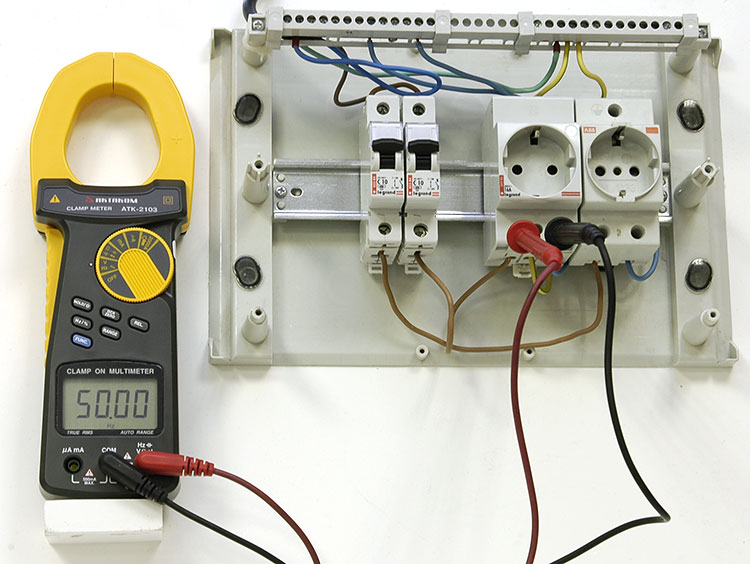 Клещи токовые АТК-2103 - Измерение частоты
