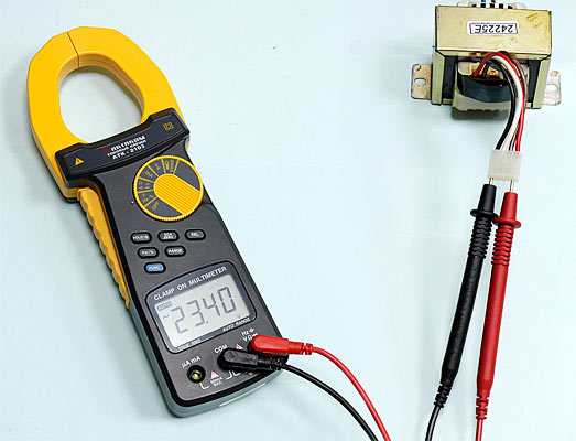 Клещи токовые АТК-2103 - Измерение переменного напряжения