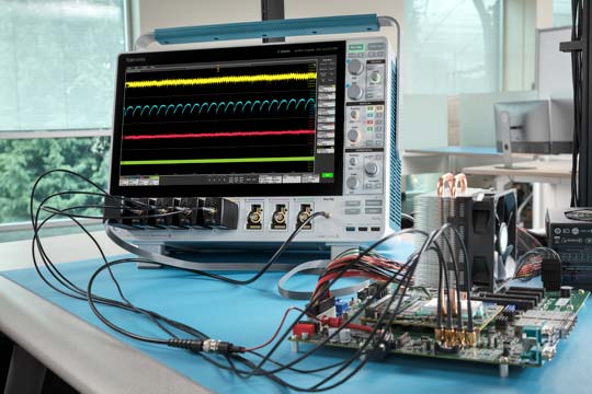 осциллограф смешанных сигналов Tektronix MSO 5B
